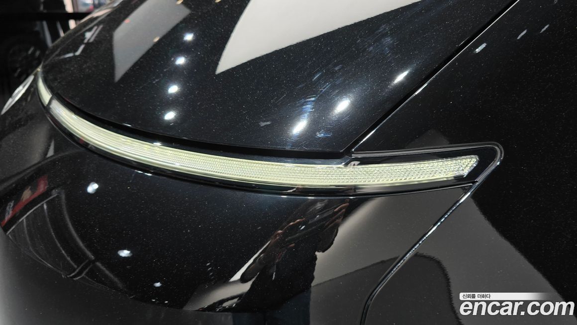 Hyundai Staria 2025