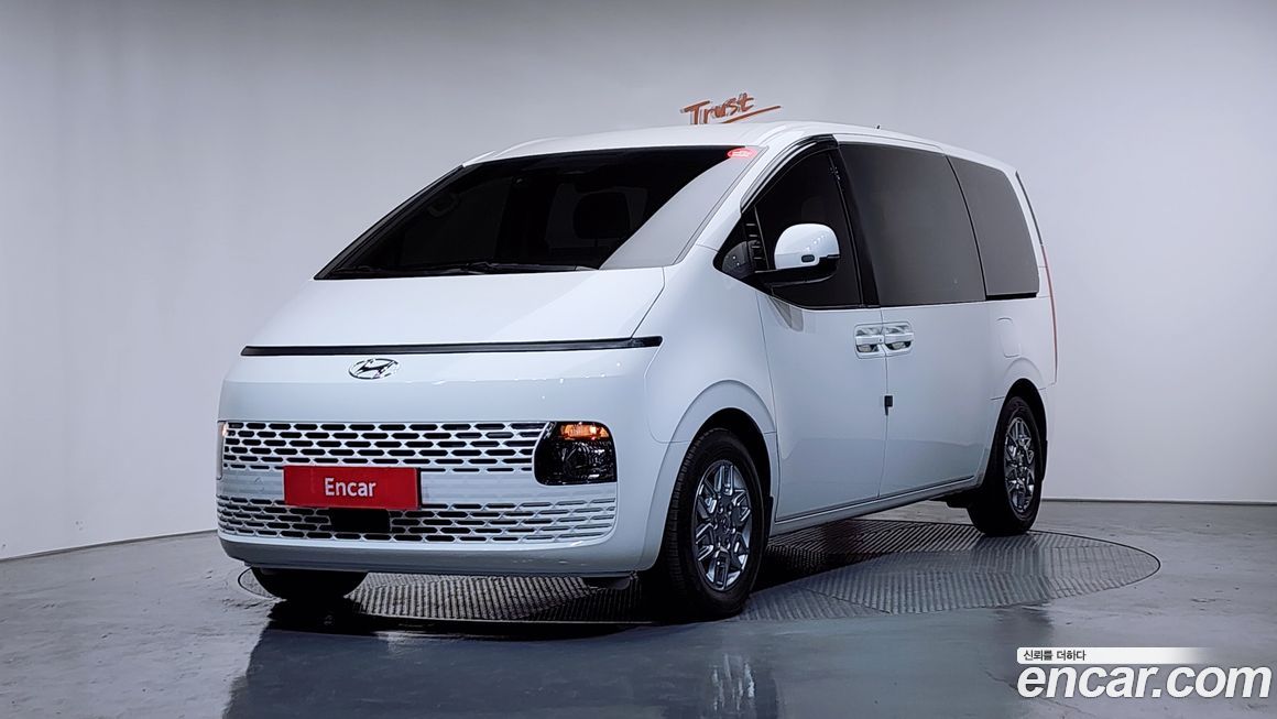 Hyundai Staria 2024