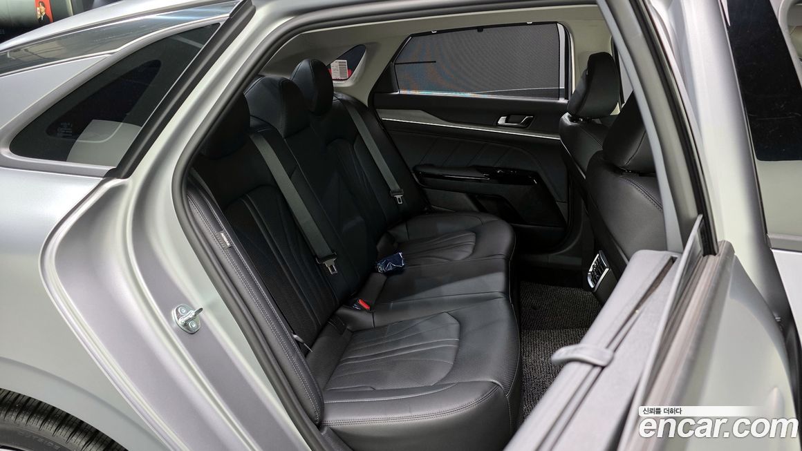 Kia K5 2025