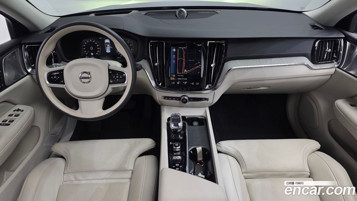 Volvo S60 2021