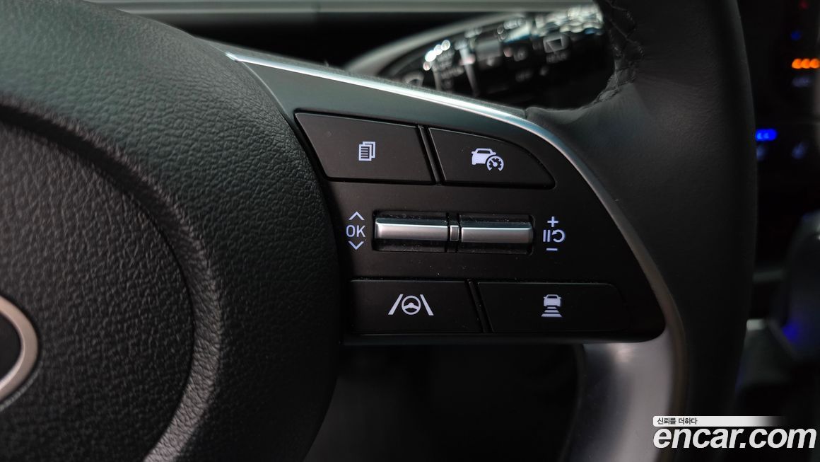 Hyundai Staria 2025