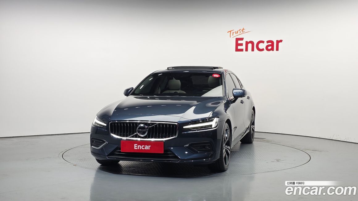 Volvo S60 2021