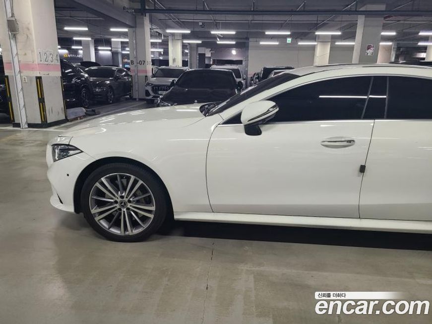 Mercedes-Benz CLS-Class 2019