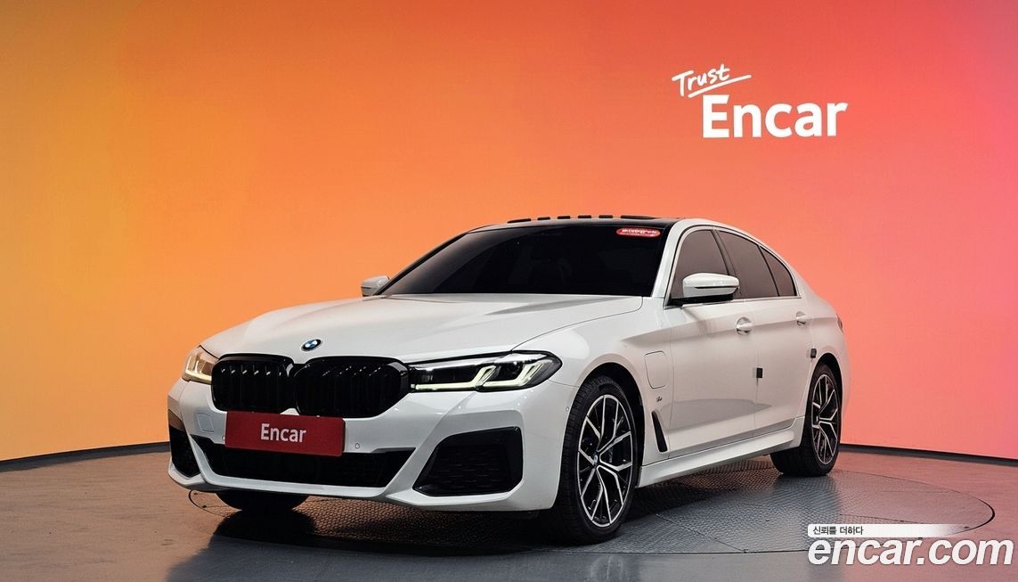 BMW 5-Series 2021