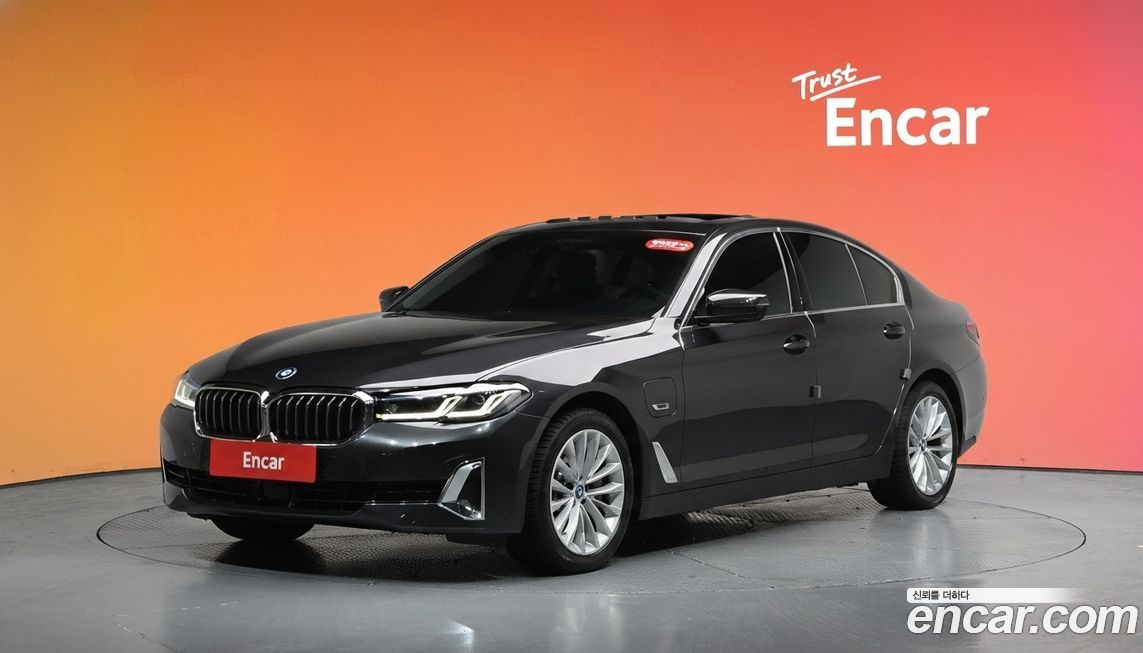 BMW 5-Series 2022