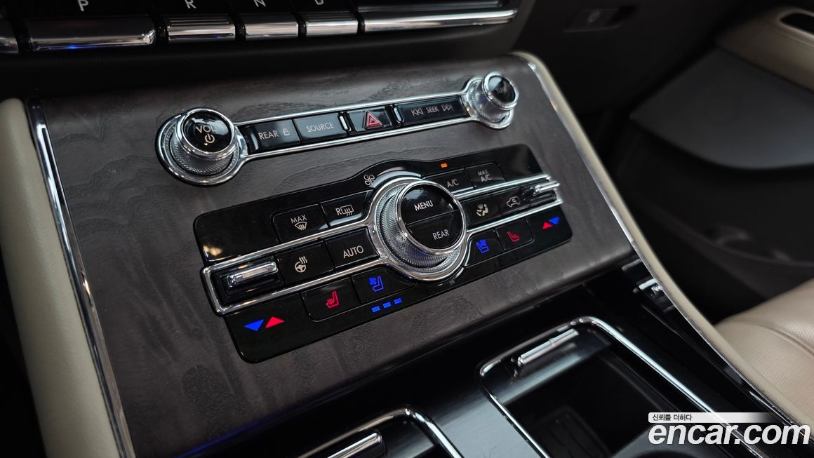Lincoln Aviator 2021