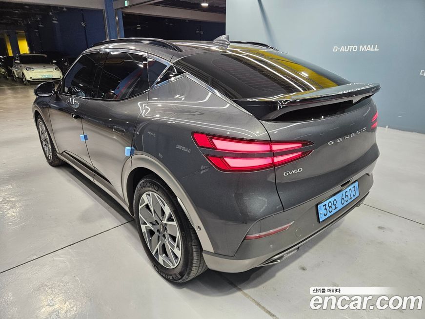Genesis GV60 2022