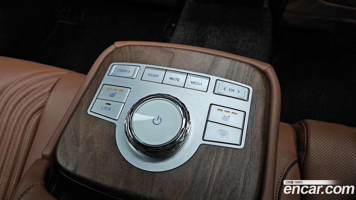 Genesis G80 2023