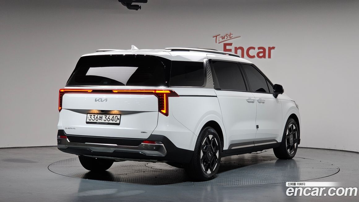 Kia Canival 2024
