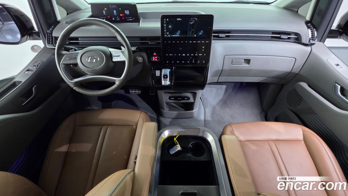Hyundai Staria 2024
