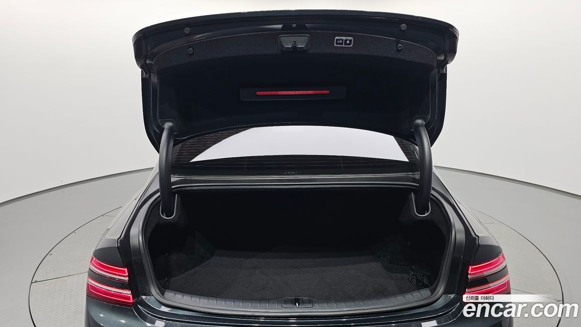 Genesis G80 2023