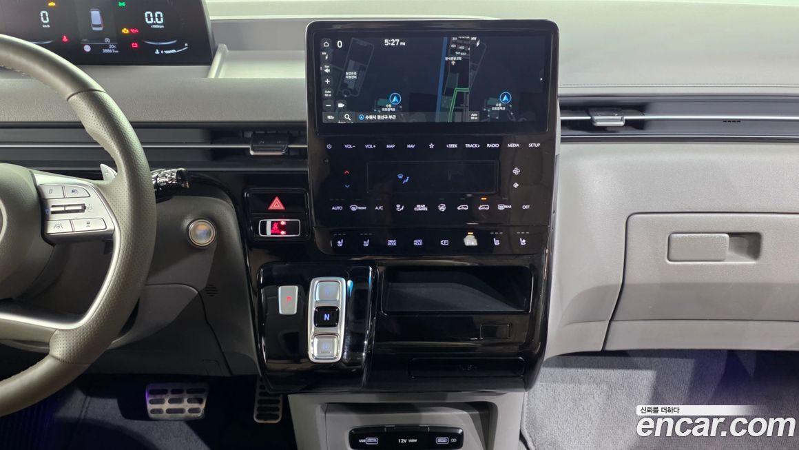Hyundai Staria 2024
