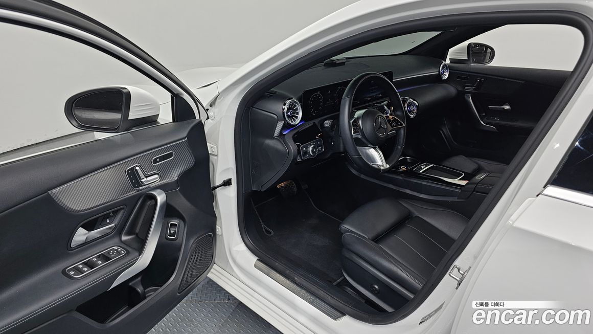 Mercedes-Benz A-Class 2024