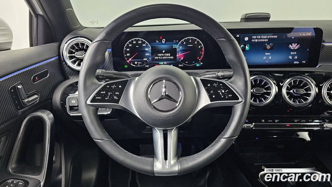 Mercedes-Benz A-Class 2024