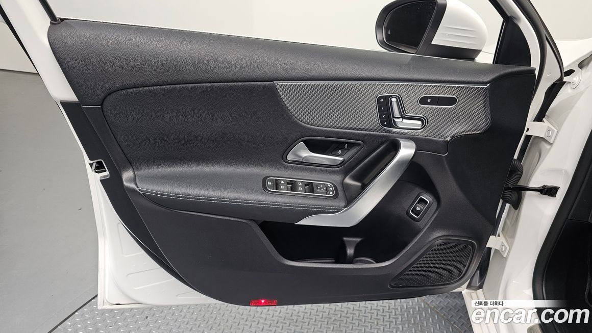 Mercedes-Benz A-Class 2024