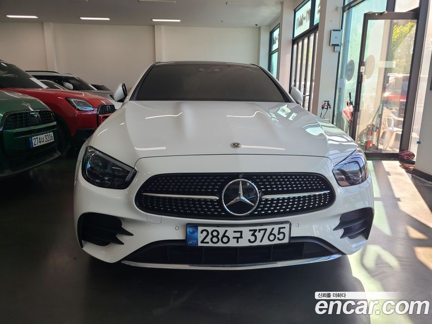 Mercedes-Benz E-Class 2022