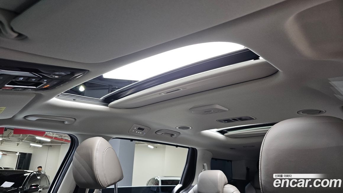 Kia Canival 2024