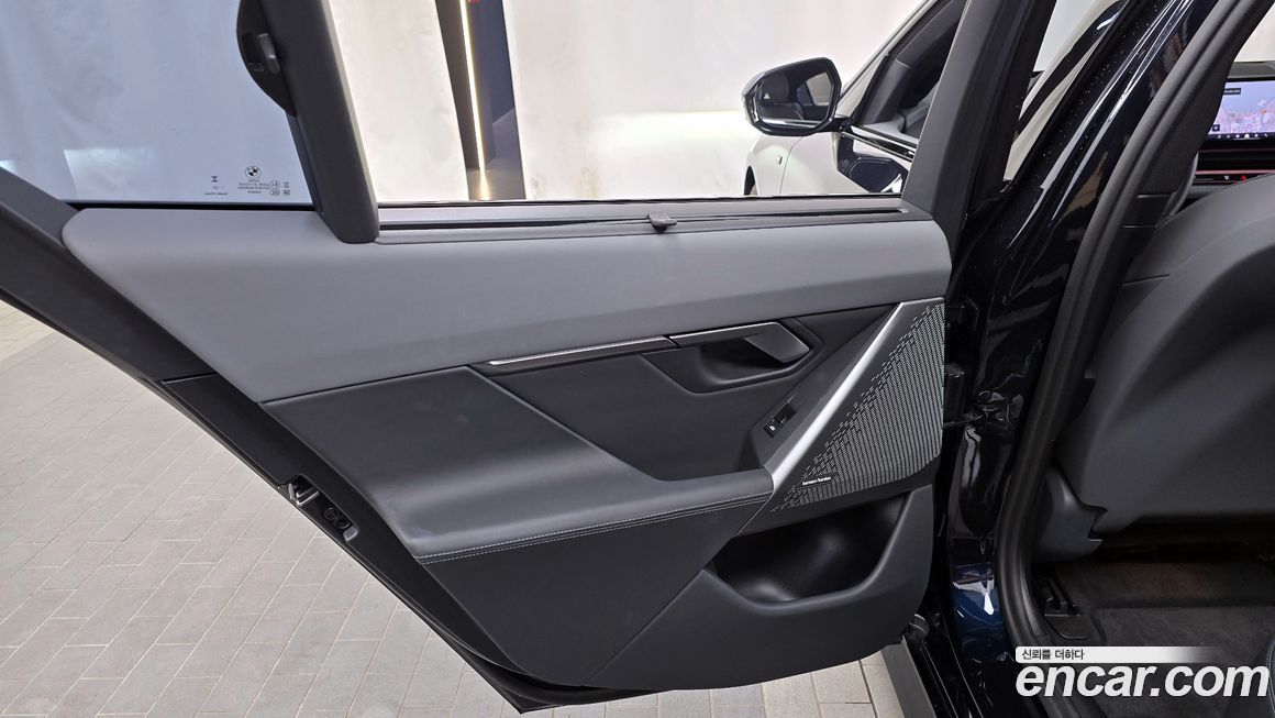 BMW 5-Series 2024