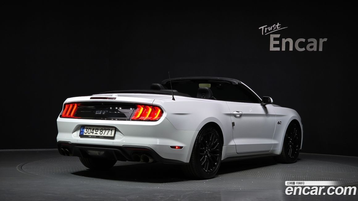 Ford Mustang 2022