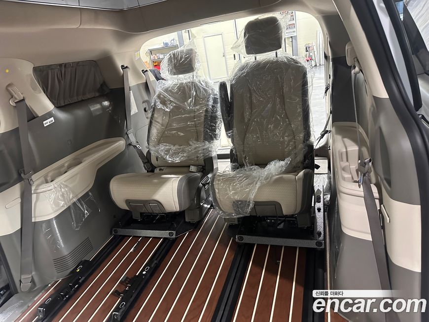 Kia Canival 2024