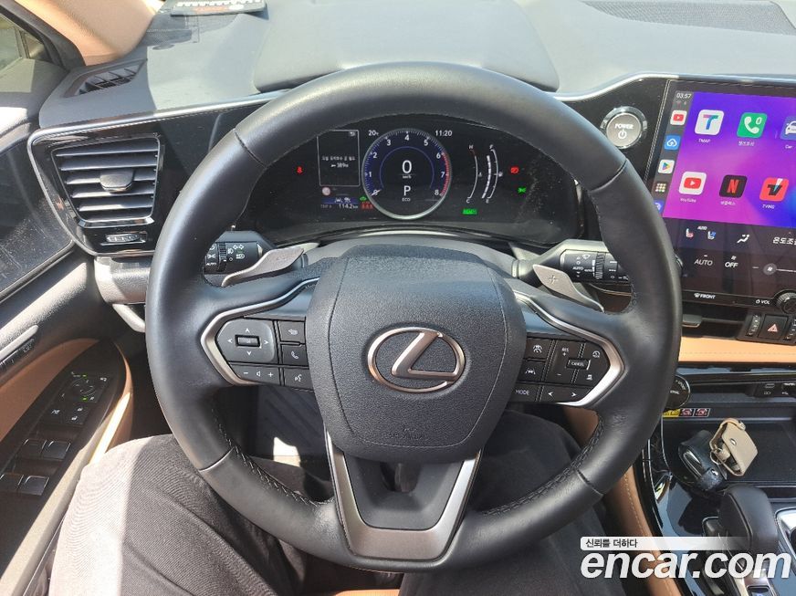 Lexus NX 2025