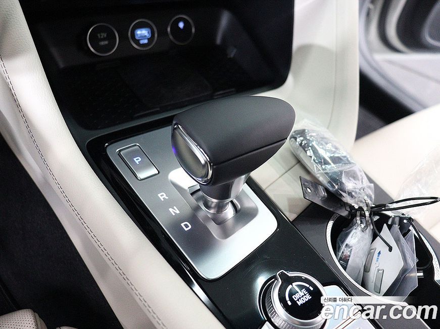Genesis G70 2025