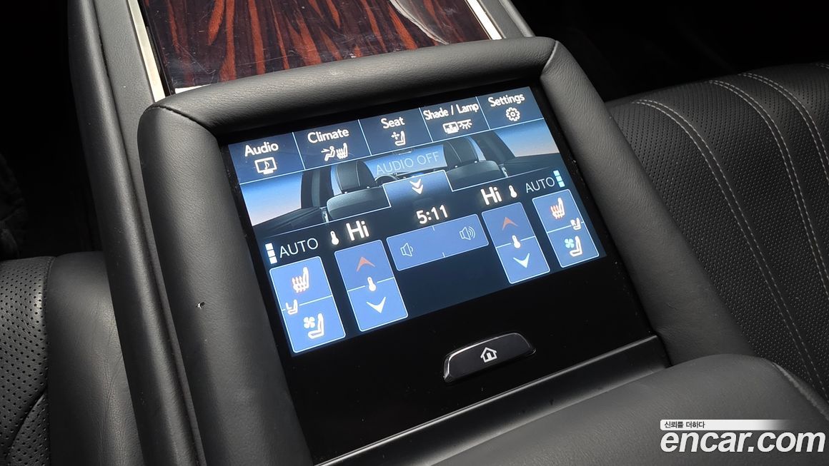 Lexus LS 2019