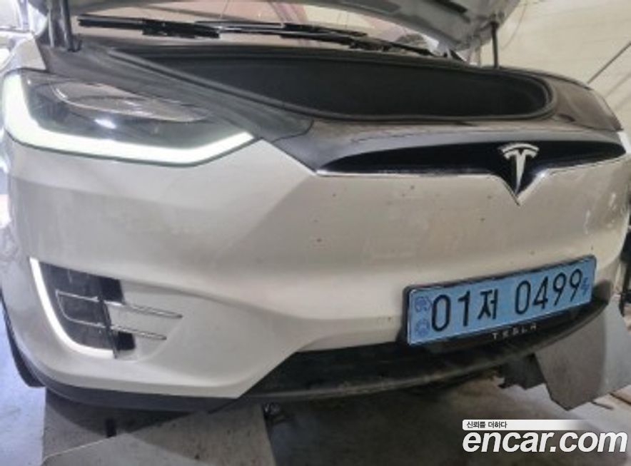 Tesla Model X 2018
