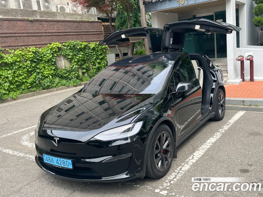 Tesla Model X 2023
