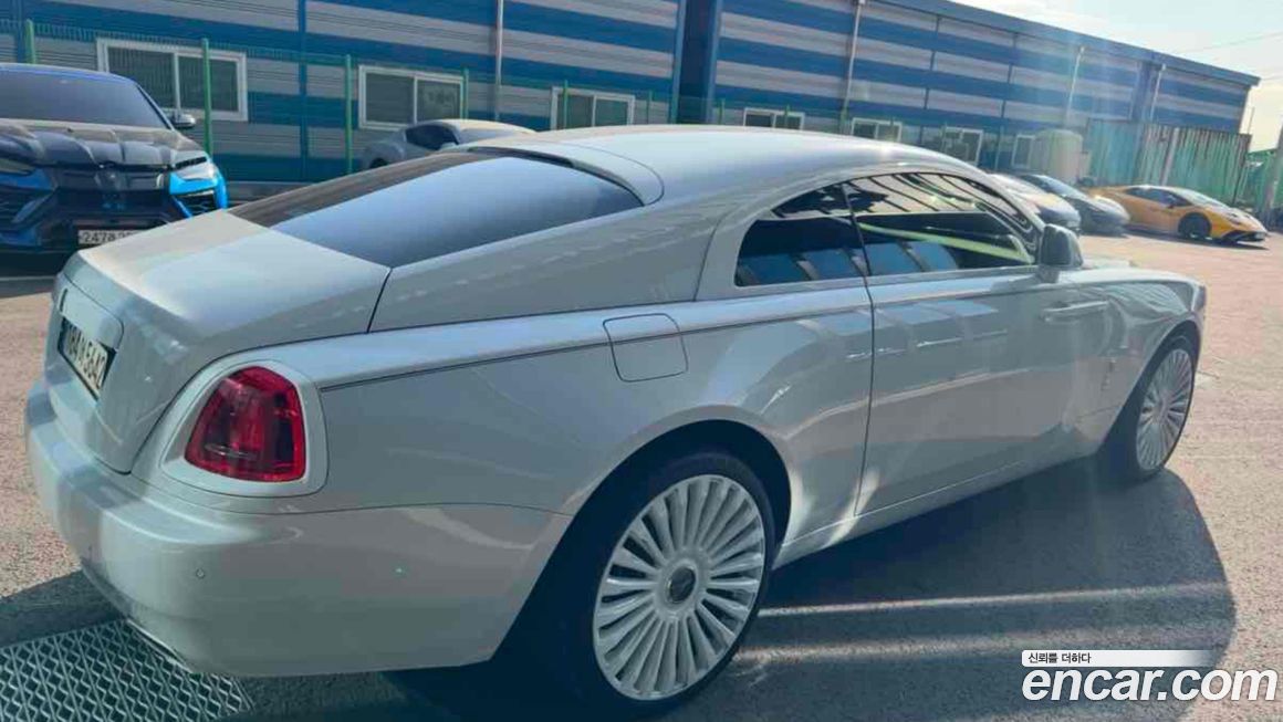 Rolls-Royce Wraith 2016