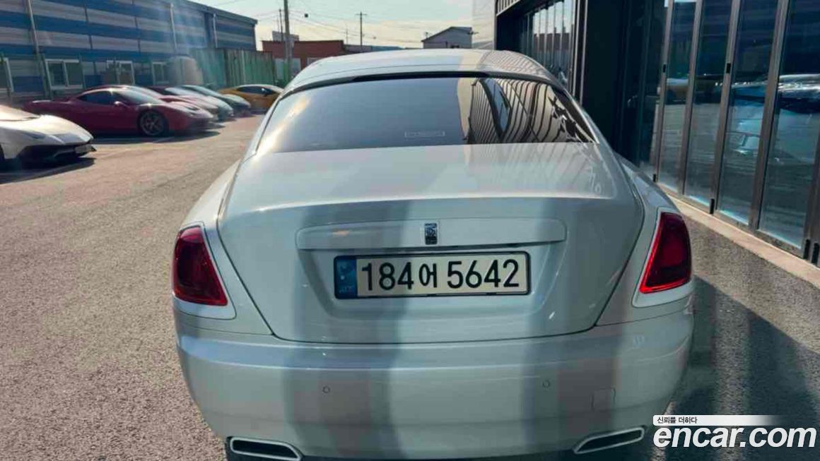 Rolls-Royce Wraith 2016