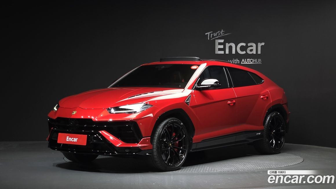 Lamborghini Urus 2024