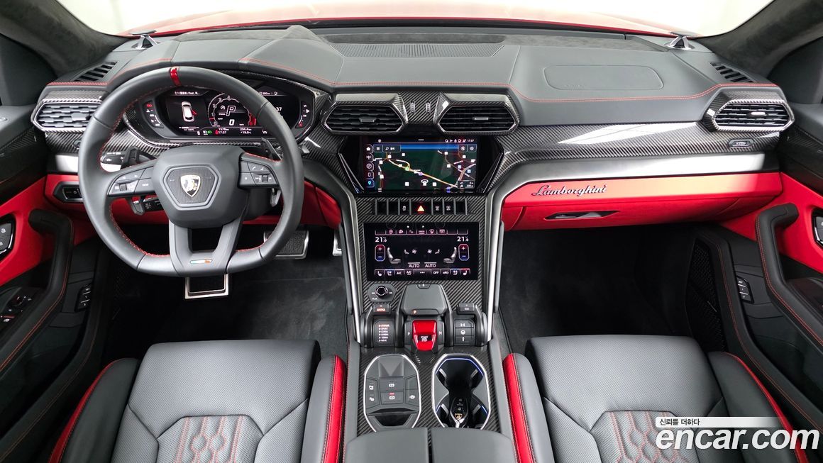 Lamborghini Urus 2024