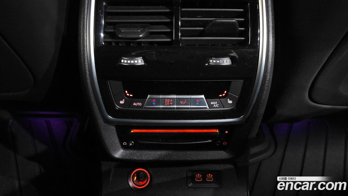 BMW X7 2021
