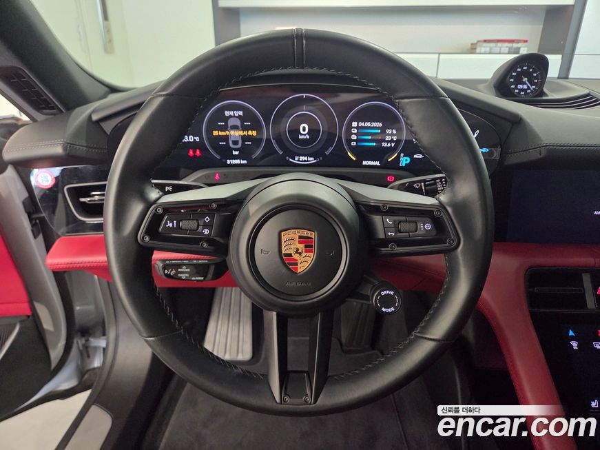 Porsche Taycan 2021