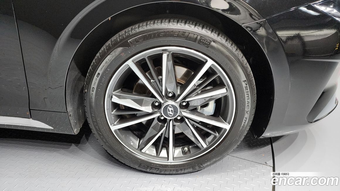 Hyundai Grandeur 2020