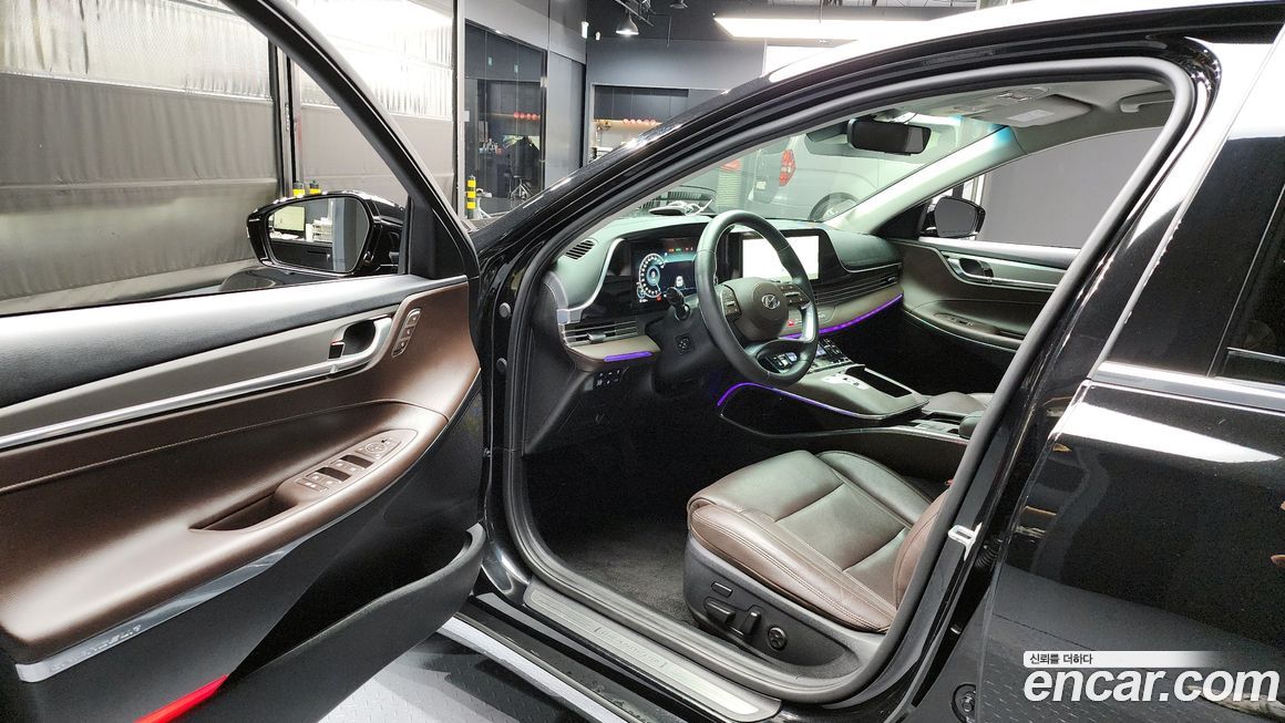 Hyundai Grandeur 2020