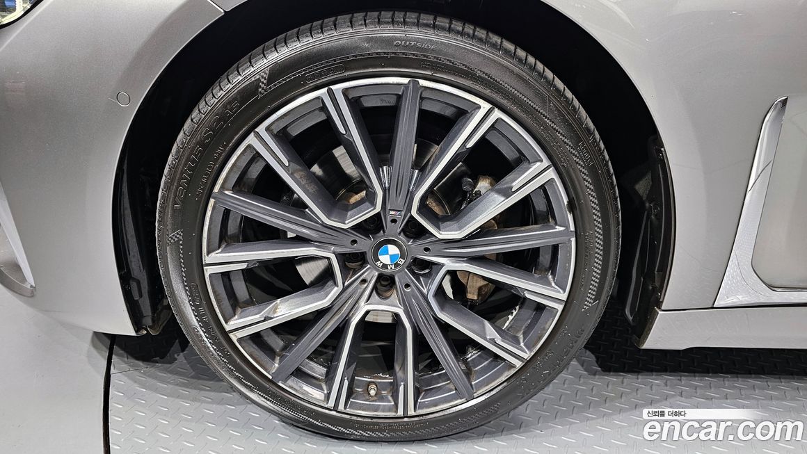 BMW 7-Series 2020