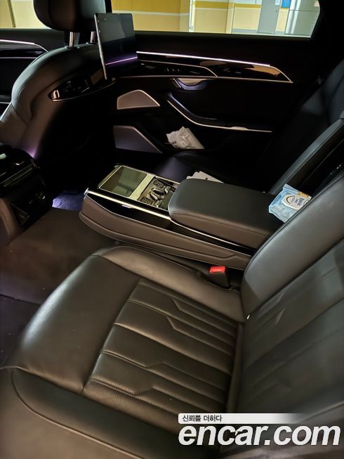 Audi A8 2021