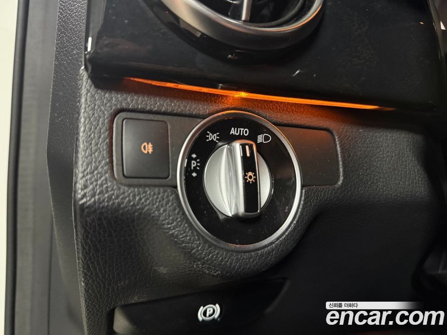 Mercedes-Benz GLK-Class 2015