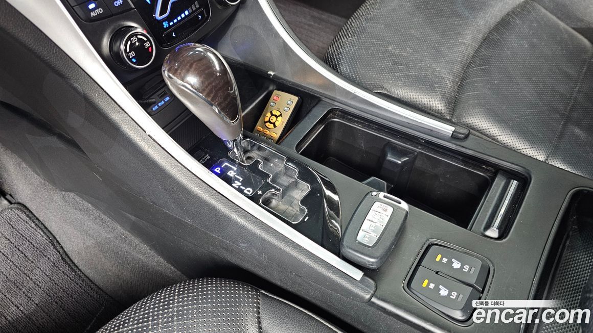 Hyundai Sonata 2010