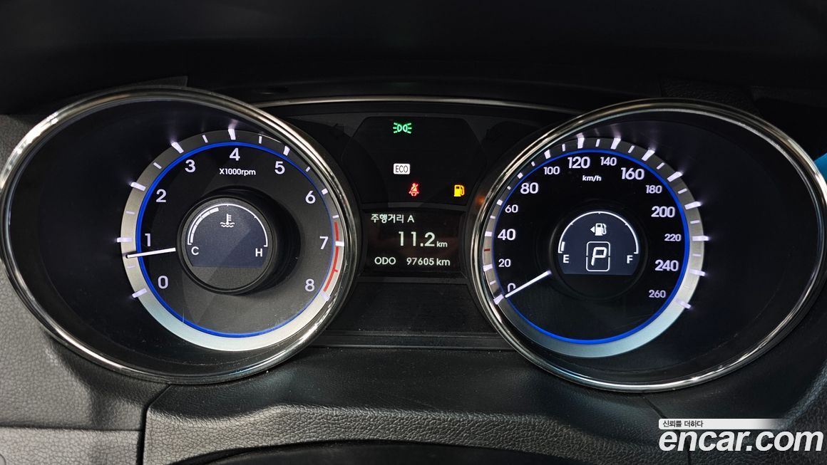 Hyundai Sonata 2010