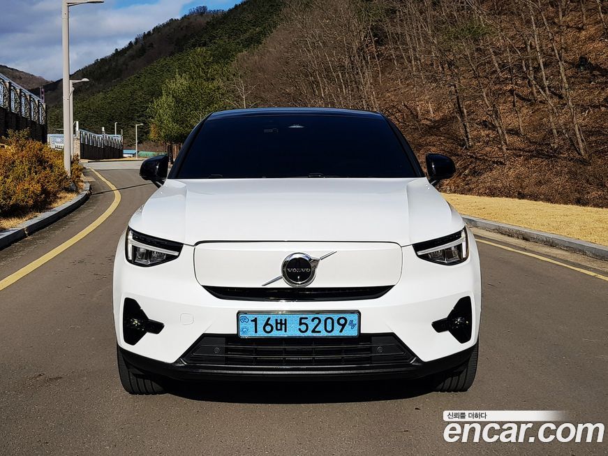 Volvo C40 2022