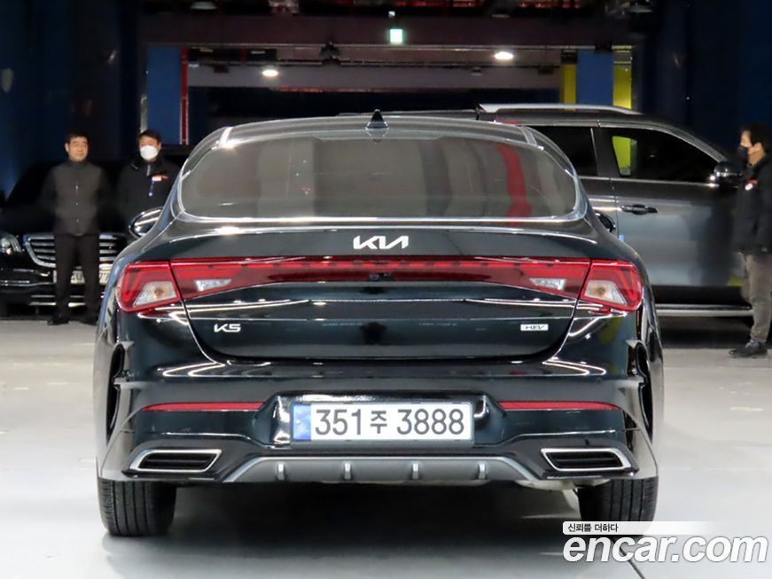 Kia K5 2023
