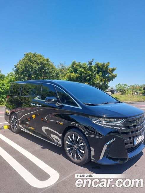 Toyota Alphard 2025