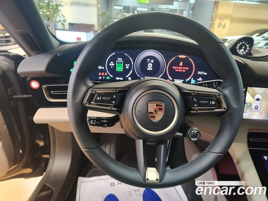 Porsche Taycan 2026