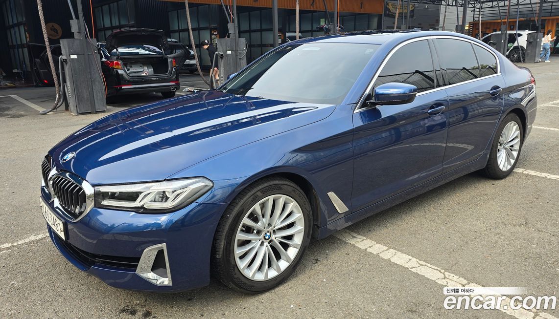 BMW 5-Series 2021