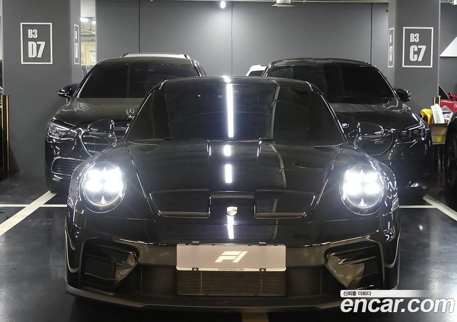 Porsche 911 2025