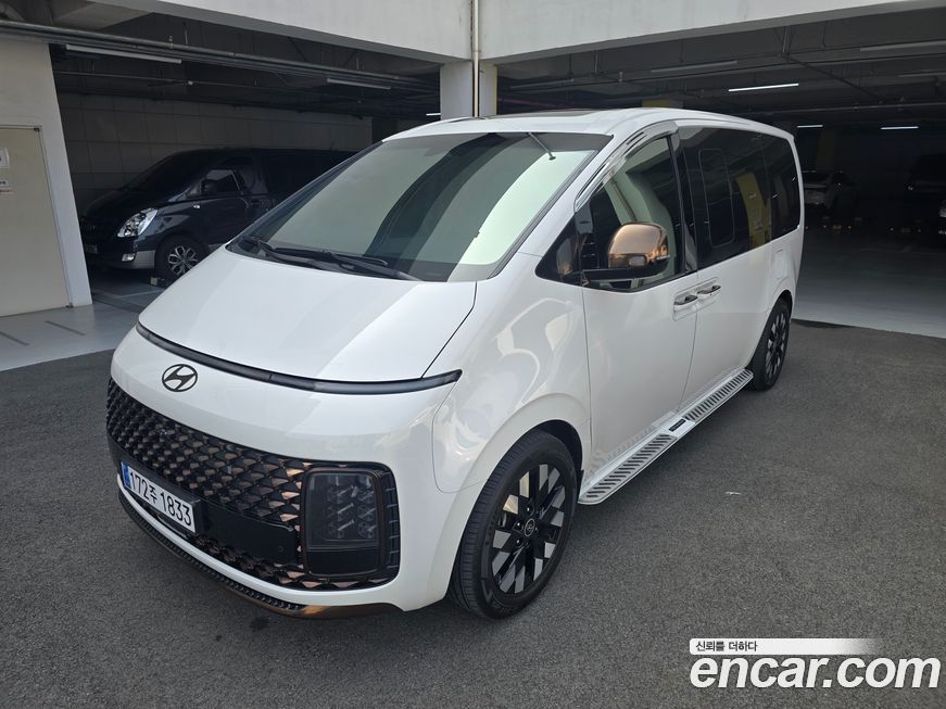 Hyundai Staria 2025