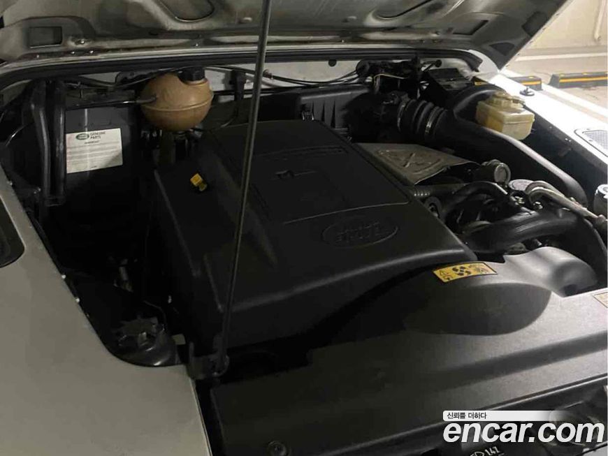 Land Rover Defender 2004